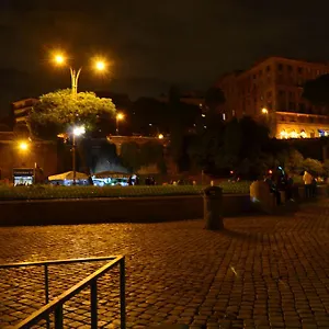 Apartment Domus Chiara Al Colosseo, Rome
